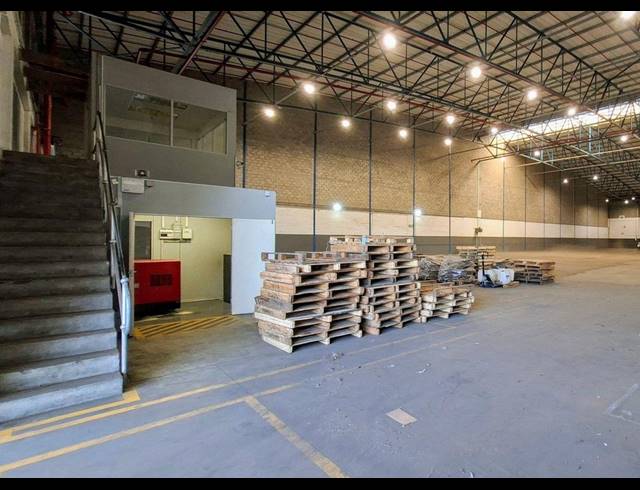 2,651M² WAREHOUSE TO LET IN EPPING INDUSTRIAL